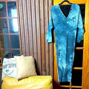 BLANC Blue Tie-Dye Maxi Dress, 92% cotton, Size ML